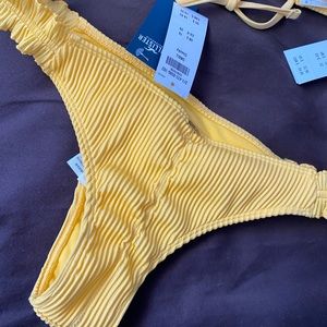 Bikini top & bikini bottom